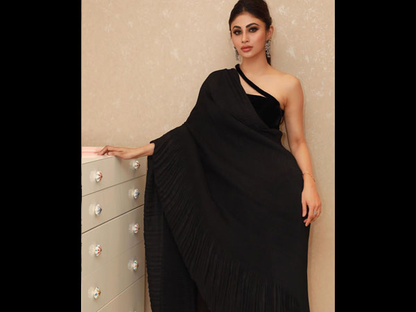 Mouni Roy Gold Mouni Roy Gold