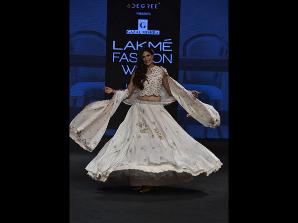 Aahana Kumra Fashion