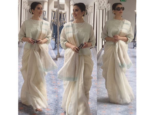  Manisha Koirala Fashion