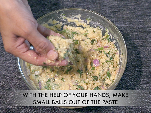 Instant Moong Dal Pakoda Recipe