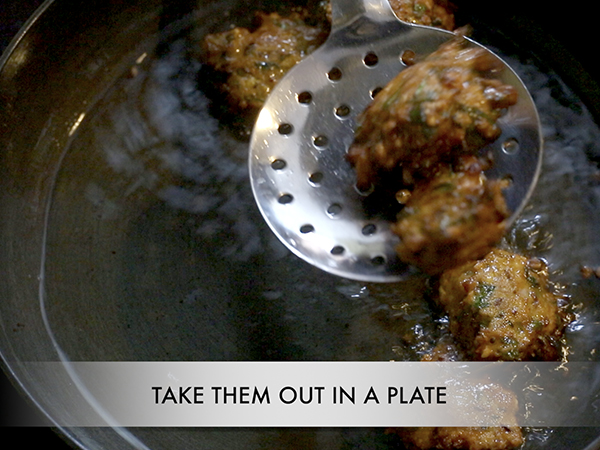 Instant Moong Dal Pakoda Recipe