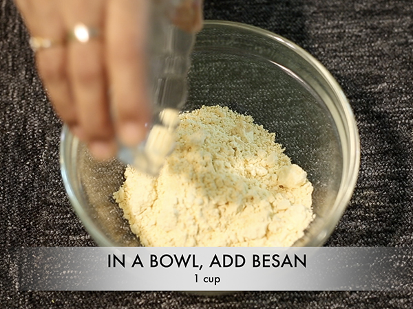 Kasoori Besan Pooda Recipe