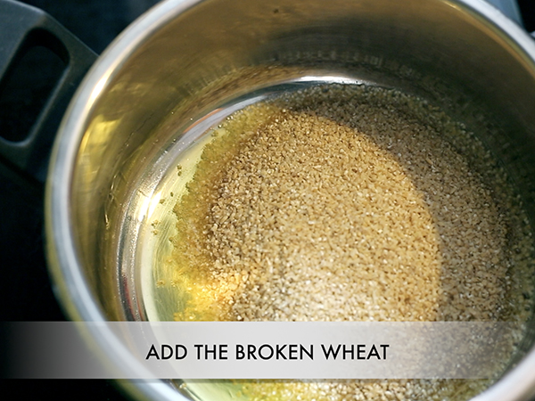 Gur ki Lapsi Recipe: How To Make Jaggery and broken wheat Halwa