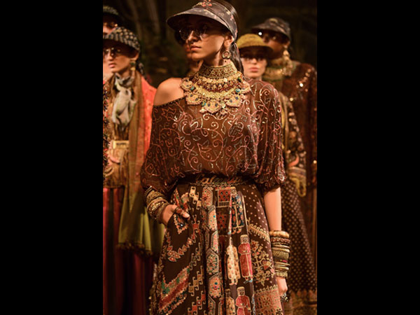 Sabyasachi Bridal Outfits