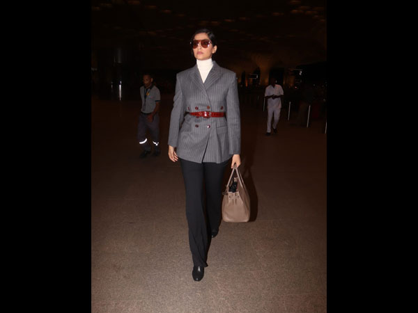 Sonam Kapoor Ahuja Airport Look Sonam Kapoor Ahuja Airport Look