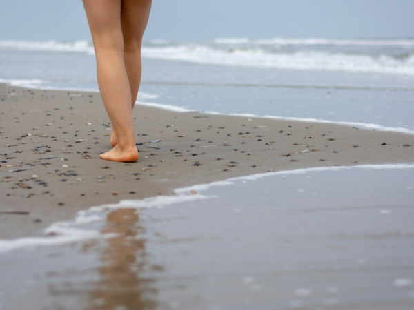 how to start walking barefoot