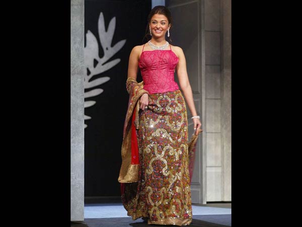 2003 (Look 2): In A Neeta Lulla Separates