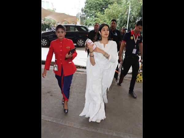 Janhvi Kapoor Fashion