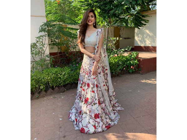 Rhea Chakraborty Style