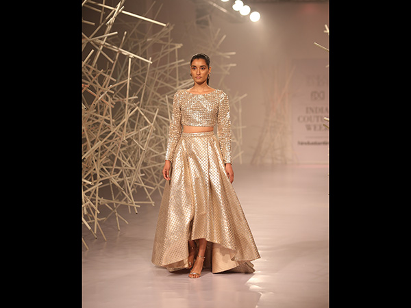 Pankaj & Nidhi Showstopper Pankaj & Nidhi Showstopper