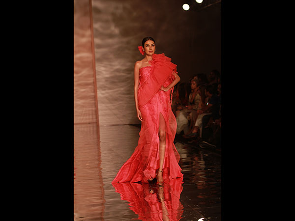 Sulakshana Monga India Couture Week 2019