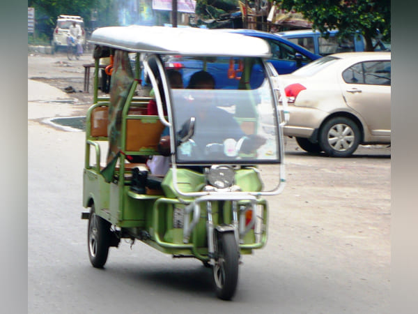 Electric Rickshaws Countering Pollution Electric Rickshaws Countering Pollution
