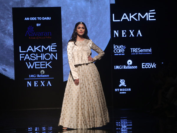 Mrunal Thakur LFW 2019 Mrunal Thakur LFW 2019