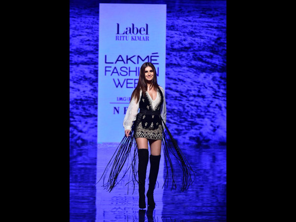 Tara Sutaria LFW 2019