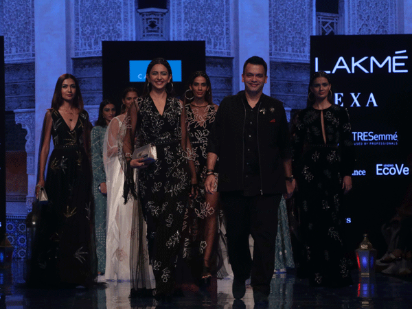 Rakul Preet Singh Nachiket Barve