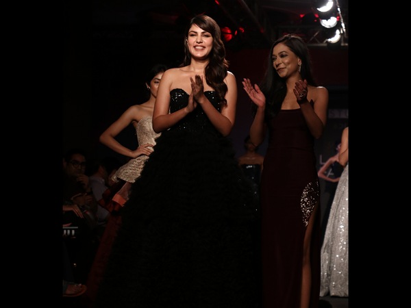 Rhea Chakraborty Style