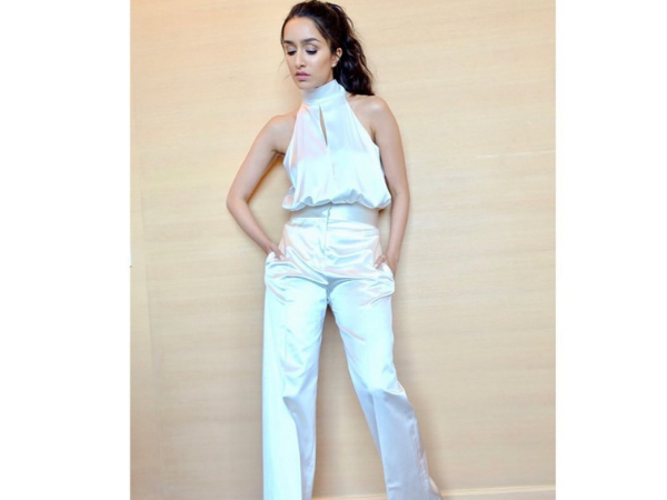 shraddha kapoor look for saaho promotions