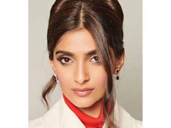 sonam kapoor 80s hairstyle