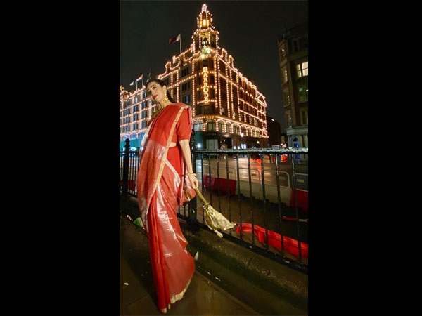 Karisma Kapoor Fashion Karisma Kapoor Fashion