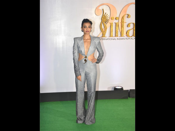 Radhika Apte Shantaram