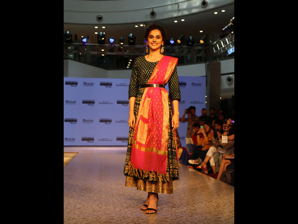  Taapsee Pannu Manmarziyaan