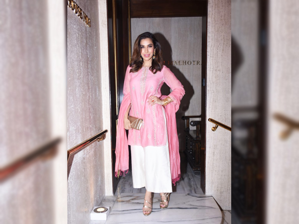 Sophie Choudry In A Pink Kurti And White Palazzo