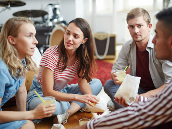 How To Deal With A Controlling Boyfriend How To Deal With A Controlling Boyfriend