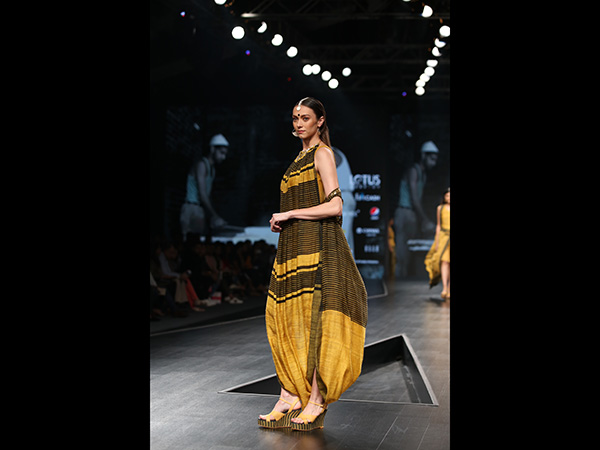 Traditional Wear For Women