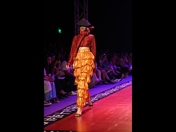 Unique Outfits For Men And Women