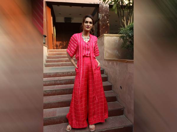 Kriti Sanon In Pink Striped Co-ords