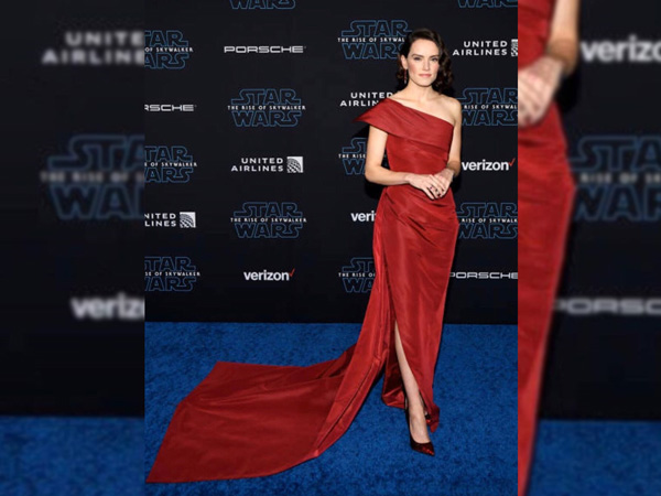 Daisy Ridley Fashion