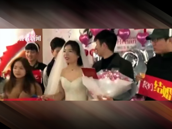 Chinese Women Plans A Surprise Proposal Chinese Women Plans A Surprise Proposal