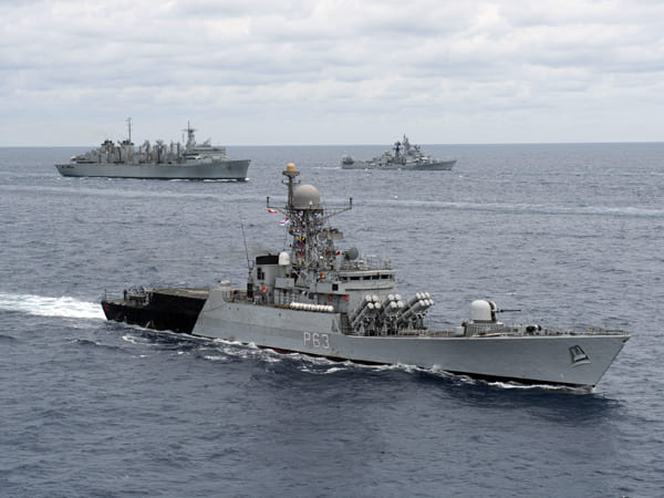 8 Brave Indian Navy Officials 8 Brave Indian Navy Officials