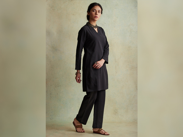 Black Separates- Fashion Ideas For College Girls