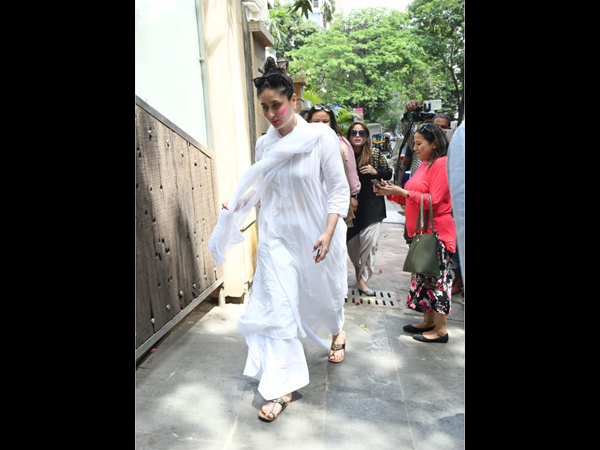 Kareena Kapoor Khan For Holi Celebration