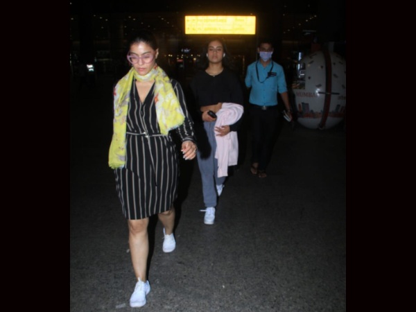 Kajol and Nysa Devgan at Mumbai airport
