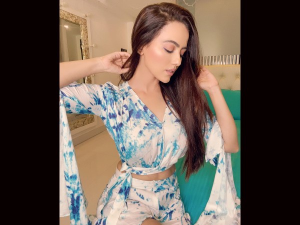 Sana Khaan In Printed Co-ord Set