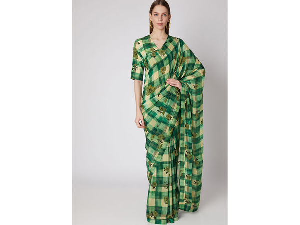 Crepe Saree For School/College Farewell