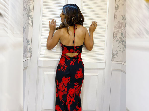 Hina Khan In Mermaid Floral Gown