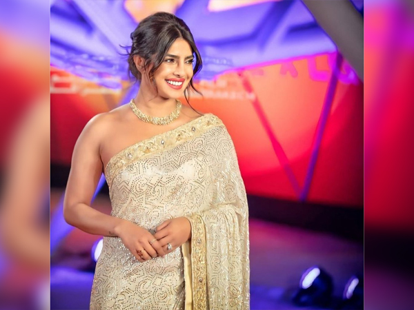 Divas In Saree With Strapless Blouse