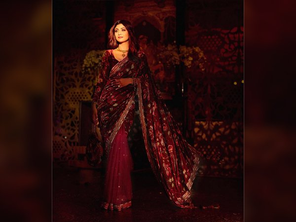 Shilpa Shetty Kundra In A Dual-Toned Printed Saree
