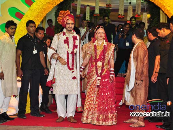 Esha Deol Wedding Attire