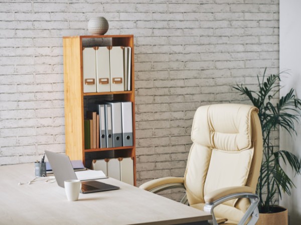 How Does Sitting In Good Posture Impact Your Health?