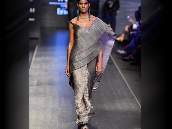 Libra Sarees according to zodiac sign