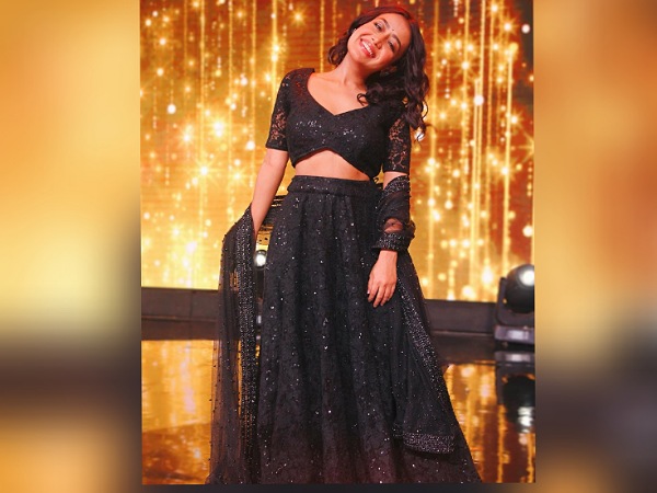 Neha Kakkar In A Black Lehenga