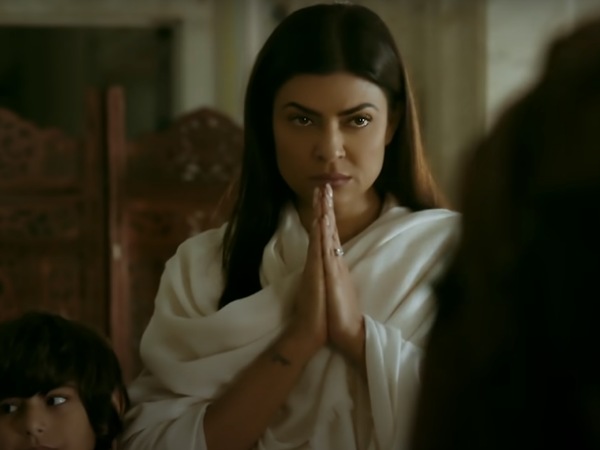 Sushmita Sen’s Outfits In Aarya Trailer