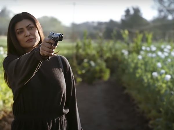 Sushmita Sen’s Outfits In Aarya Trailer