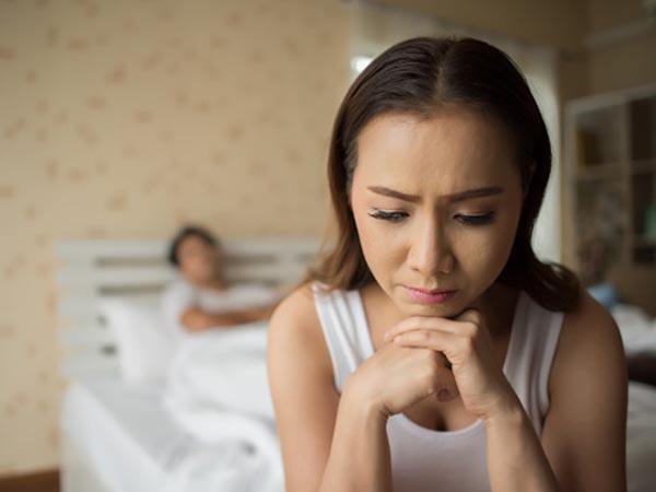 4. They Are Afraid Of Commitment In The Relationship