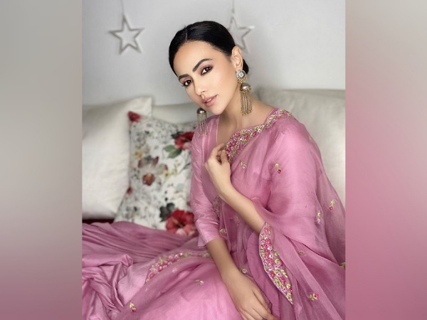 Sana Khan In A Pink Ethnic Ensemble