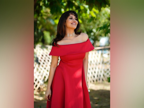 Anasuya Bharadwaj’s Dress And Necklace